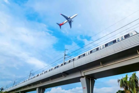 �������¿Ʋ�˼�ٻ�ʡ����ר�����¡� ��С��ҵ�ƺ�